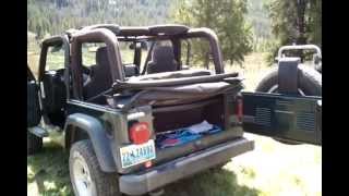 How to take the top down on your soft top Jeep - Soft top removal screenshot 4