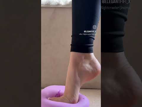 #asmr #shorts #barefoot #pedicure #toes #sole #stomping #crushing