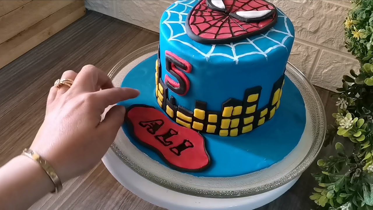 طلبية كيك ديزاين سبيدرمان وطريقة عمل كناش التغليف مع ذكر الثمن 💰