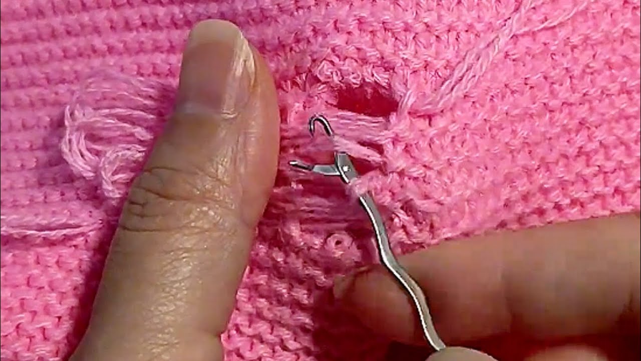 How to Perfectly Repair Holes in Knitted Sweaters Without Leaving any ...