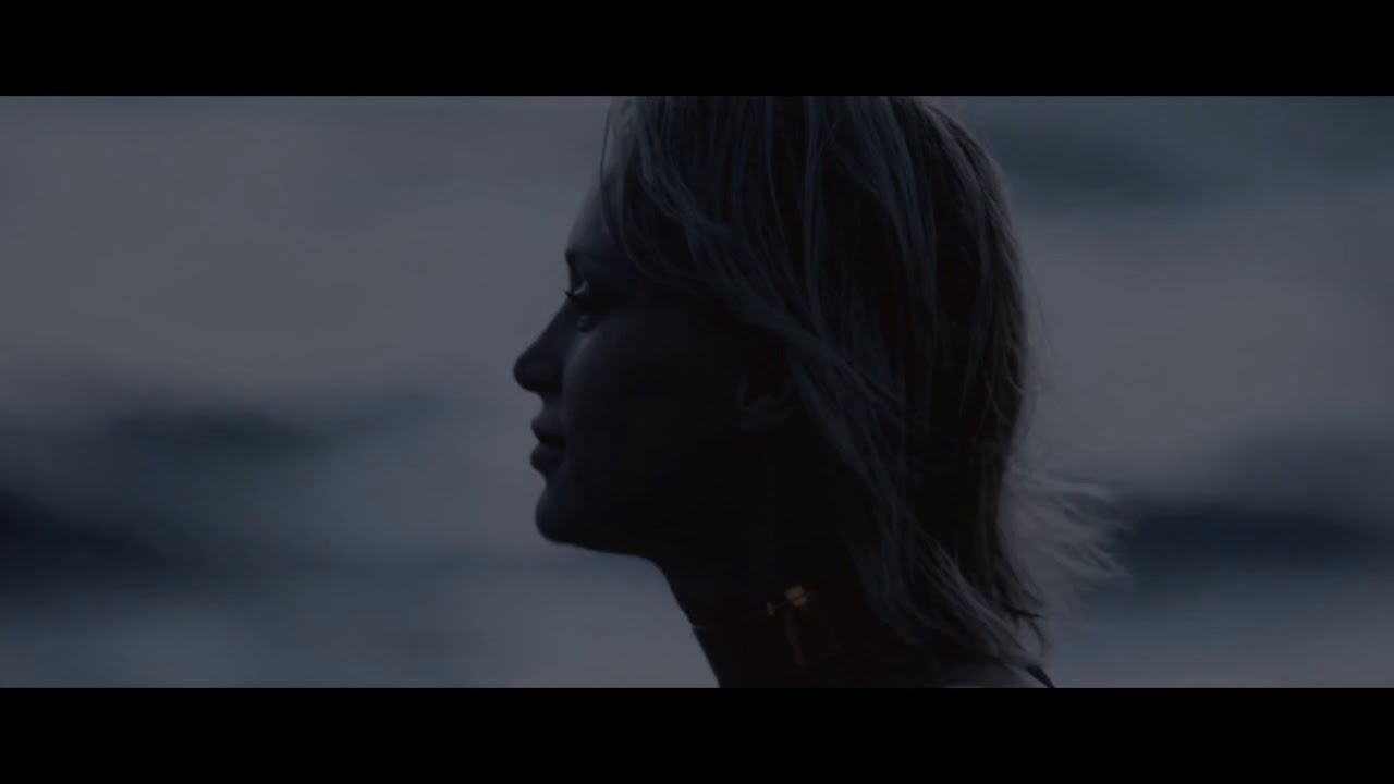 Cocetau Twins - Feet like fins VIDEO