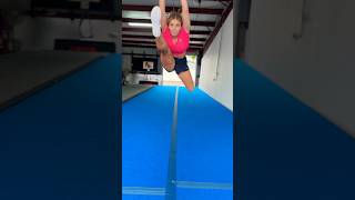 Right Hurdler, Toe Touch, Back Handspring, Back Tuck! 🤩🎥✨