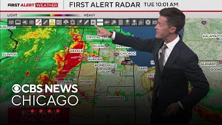 Tornado warning in effect as storms move into Chicago area