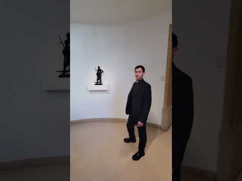 Seminarians visit Art Gallery as part of their humanities studies