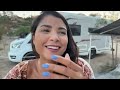 Mostrando o IMENSO banheiro do nosso MOTORHOME.
