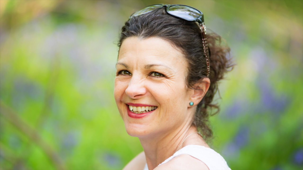 Bluebells Photo-shoot in Ruscombe Behind The Scenes