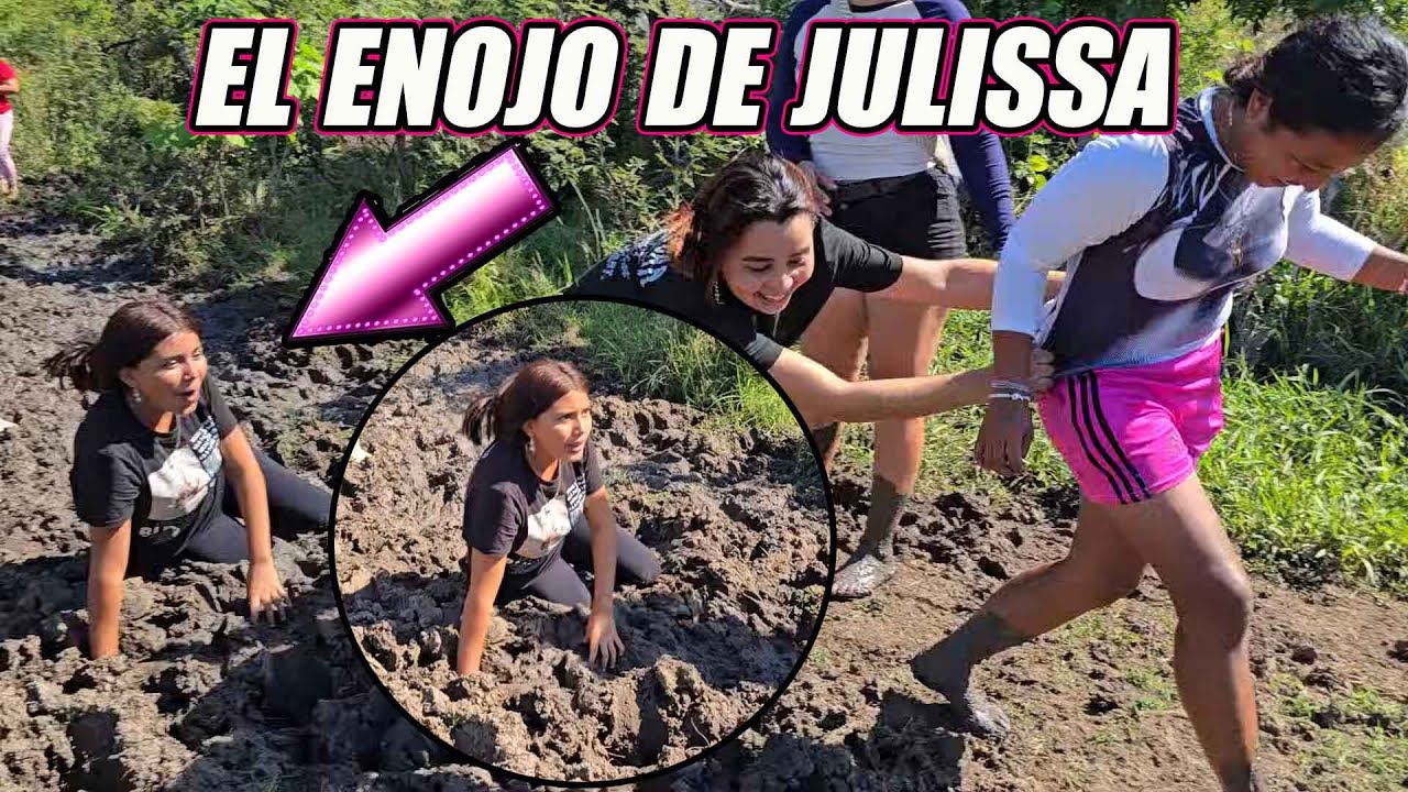 Julissa se golpeo y se enoja mucho.