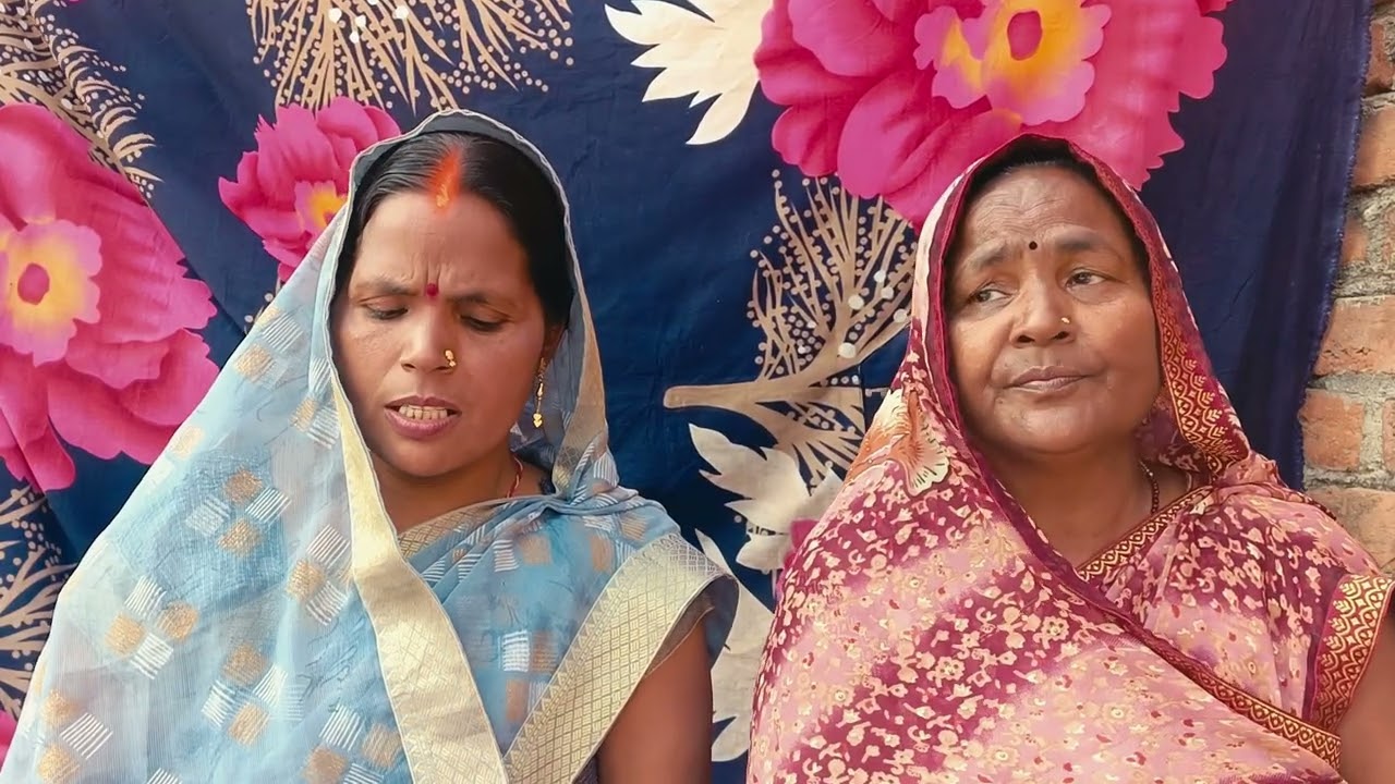 गंगा मैया पर बहुत सुंदर गीत है हमें दे देना आशीर्वाद गंगे हर हर गंगे