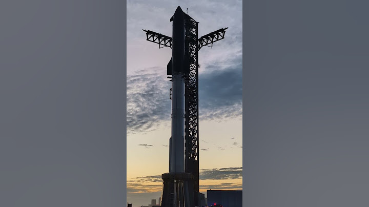 SpaceX Starship Full Stack Ahead of Launch - Flight 7