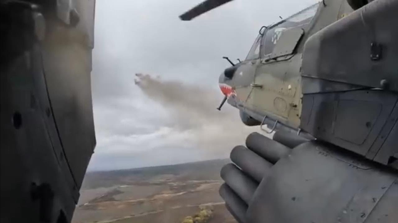 Humvee Radar Rusia destruye 2 vehículos blindados Humvee, un radar ANT/PQ 37, un Mi ...