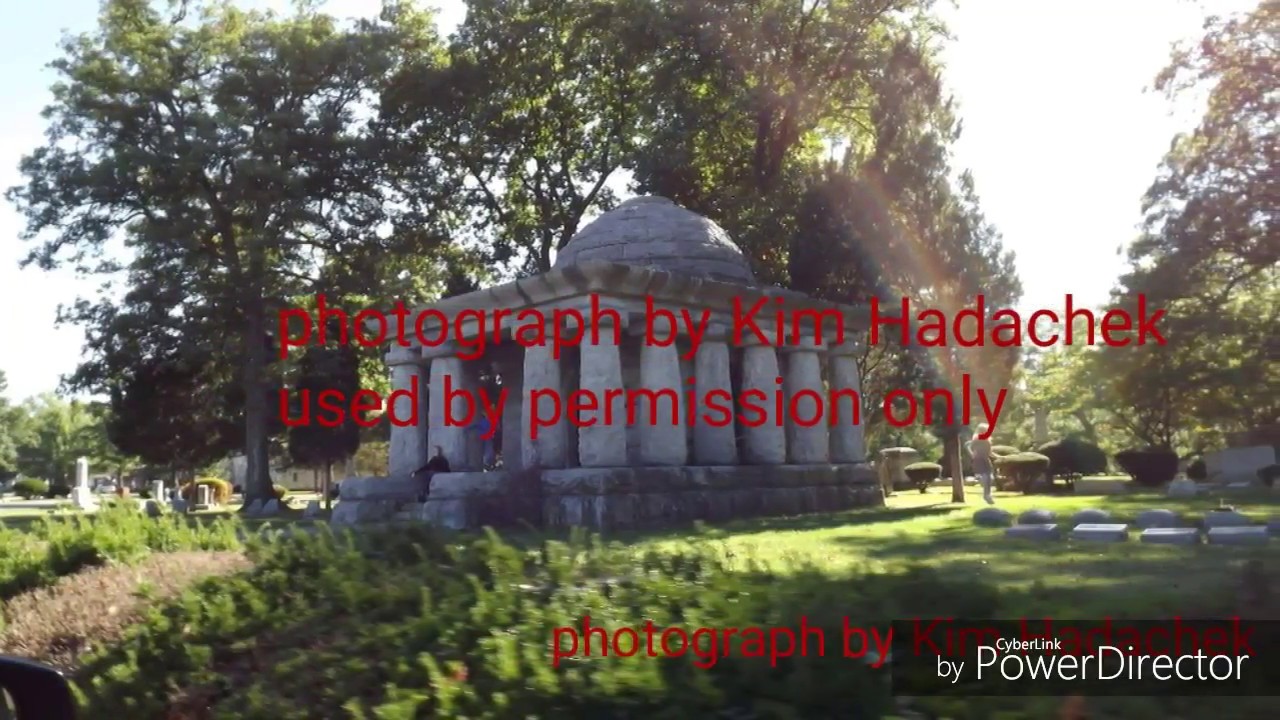 video phone beyonce mp3 Crystal Clear Photo of a Ghost in Oakridge Cemetery