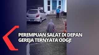 Viral! Seorang Perempuan Salat di depan Gereja