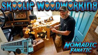 Trabajos de carpintería en una autocaravana y rediseño de dormitorios ~ Mamparas y papel pintado screenshot 4