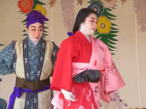モーちゃんの動画・首里城内での琉球舞踊2017.3.15