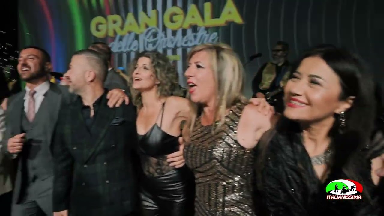 UNA VECCHIA CANZONE ITALIANA GRAN GALA' DELLE ORCHESTRE #veryitaliantv