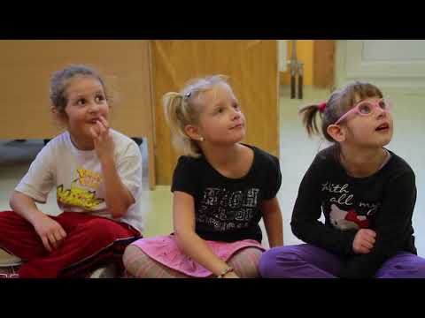 Videó: Játékok A Gyermekek Kommunikációjának Elősegítésére