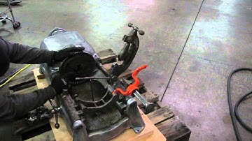 Ridgid 535 Pipe & Bolt Threader Threading Machine 300 700 500 AS IS