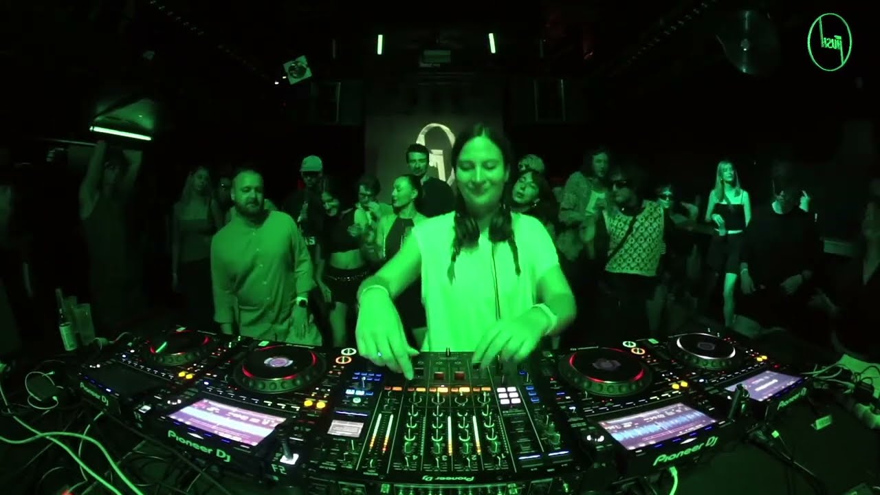 Kumquat Tang b2b oolongbru at Keep Hush  Live Prague