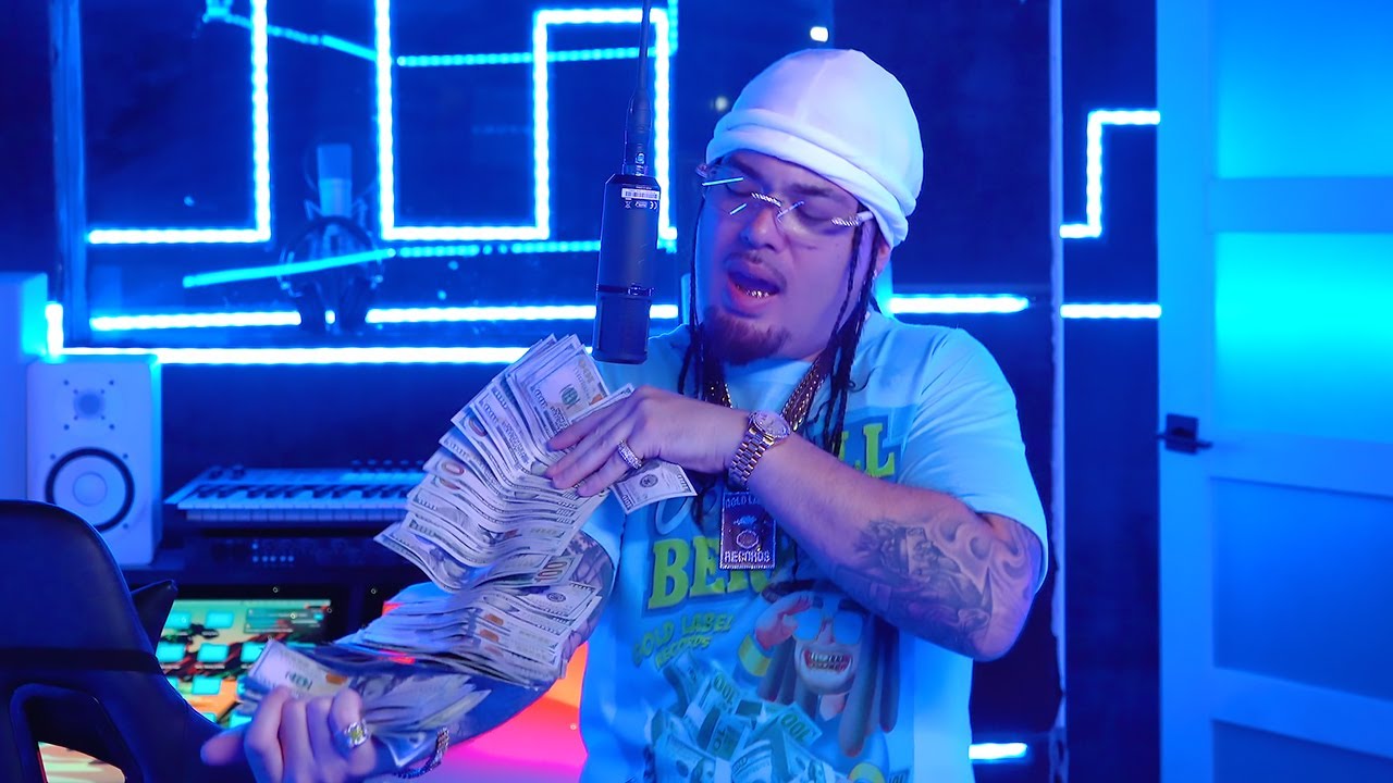 Gold Ru$h - Oops All Berries [Mic Performance] - YouTube