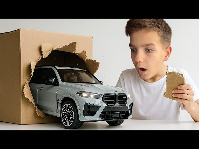 Mark gets a giant 1 to 18 BMW X5M model in collection - YouTube