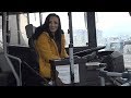 Mlada Dobojka za volanom autobusa provodi radno vrijeme: Nije za ženu, ali volim svoj posao