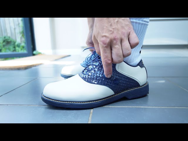 Reviewing the Reebok pump OG golf collab with Manors - YouTube