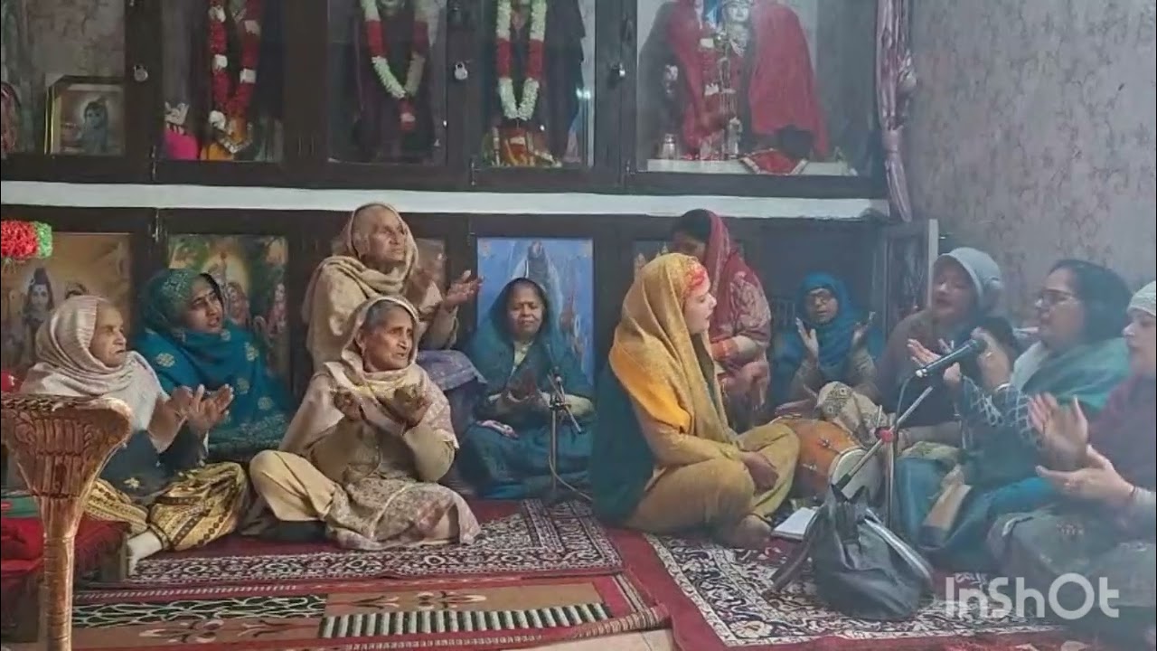 जयकारा  पौणाहारी दा 🙏झंडा बणादे माऐ🙏 हमारी प्यारी👌 उर्मिला 👌आंटी की तरफ से आइए सुनिए 🌺 like share  