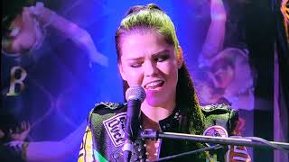 Saara Aalto Dance Like Nobody's Watching