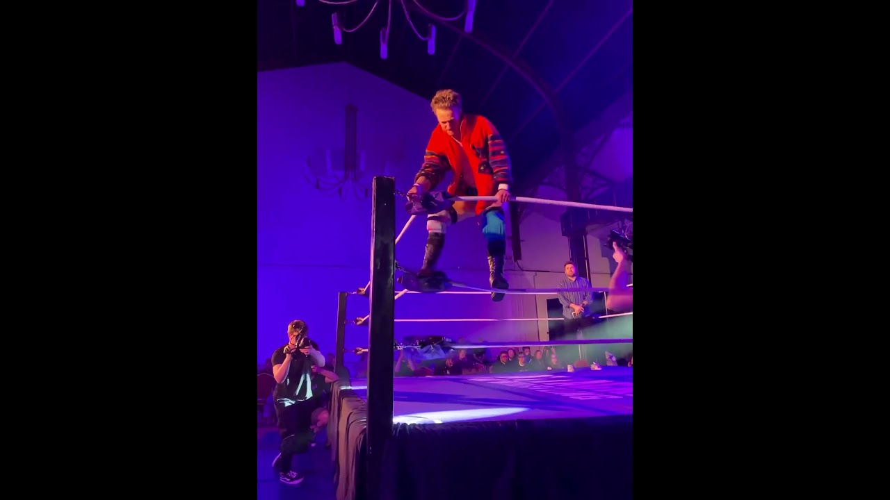 Harrison Bennett Making An  Entrance