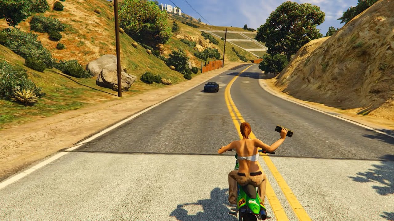 GTA 5 - Throwing Molotov & Grenade to NPC vehicle from Stunt Bike #gta5 #gta #gtav