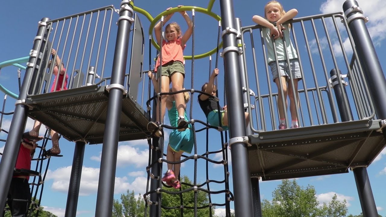 Chimney Climb Across™ 24