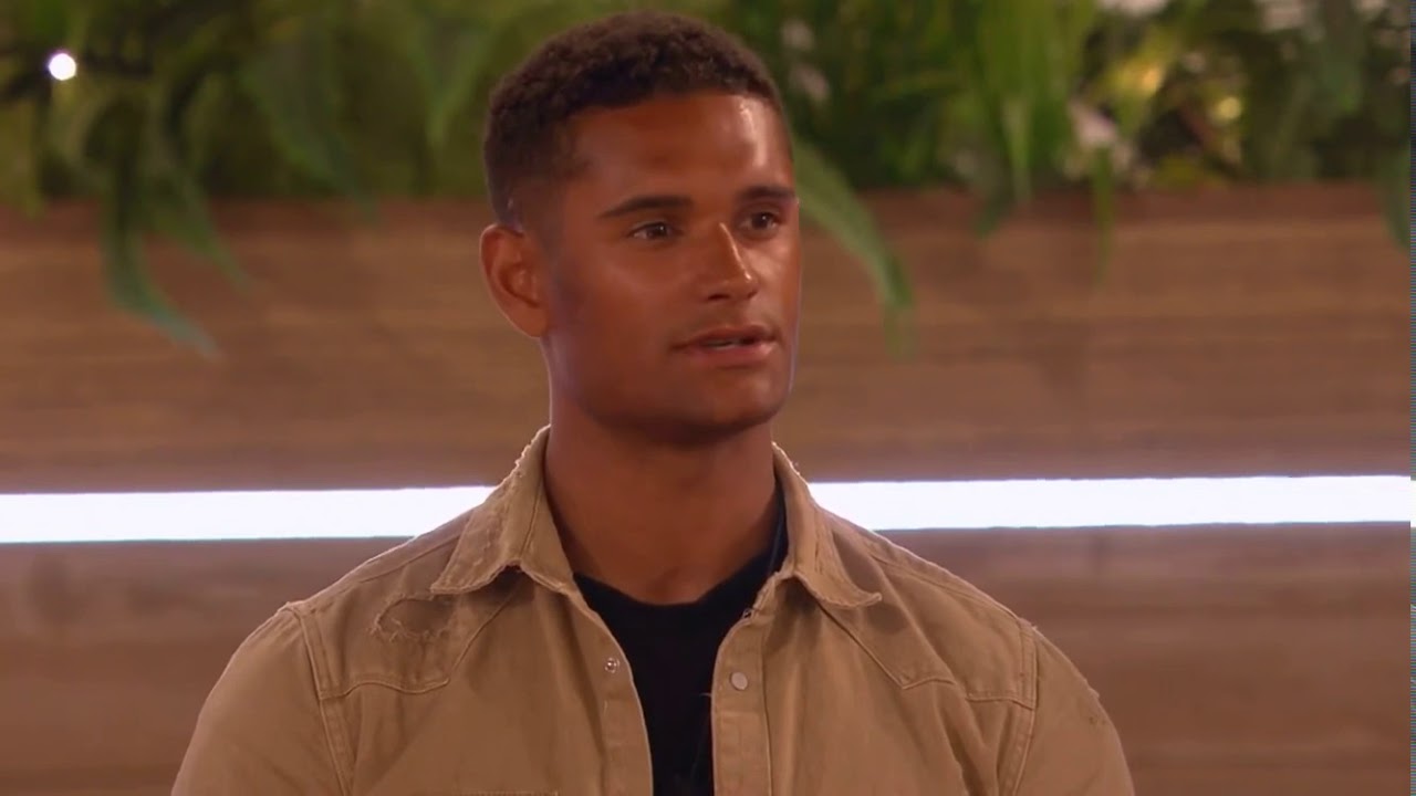 Yewande savagely dumped from the villa | Love Island 2019