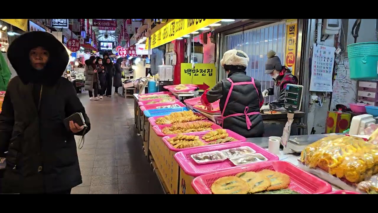Walking Suyu Traditional Market, Seoul 🇰🇷 | Local Street Food & Daily Life