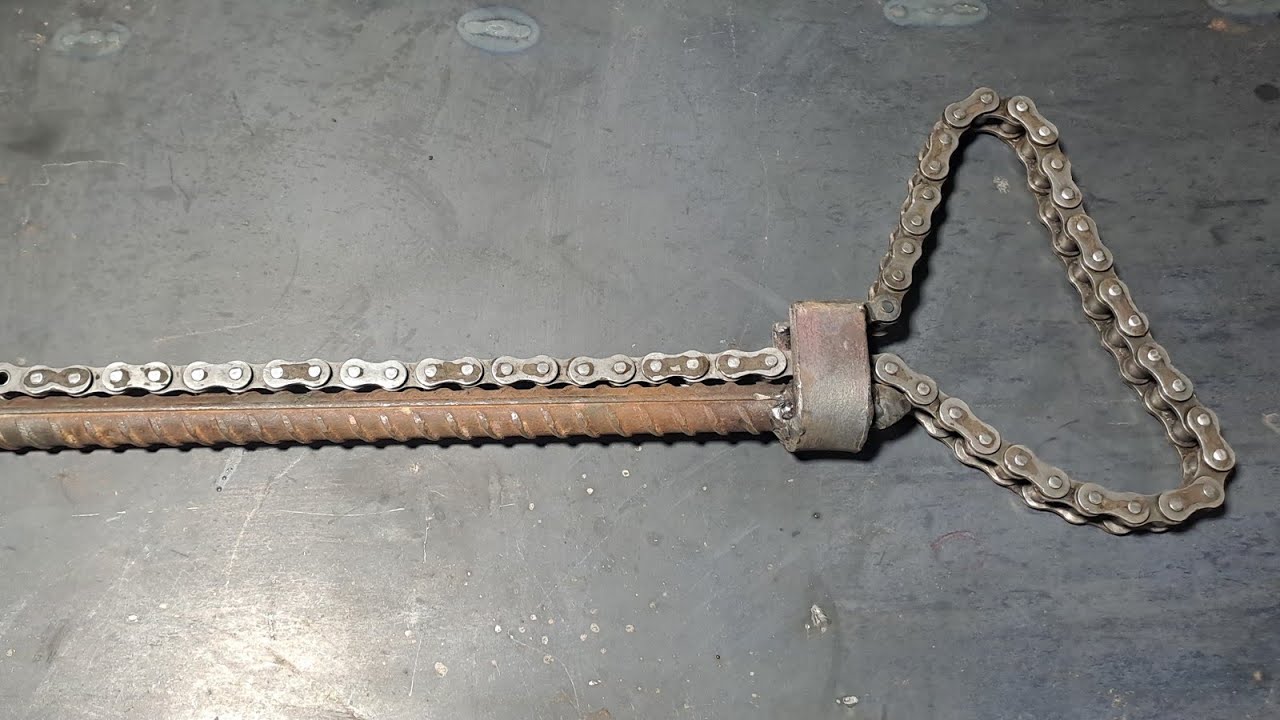 This DIY Wrench Beats Every Tool in My Box – Chain + Rebar Build