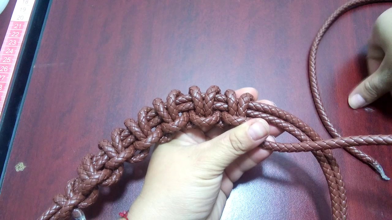 Collar técnica Nudo de Alondra