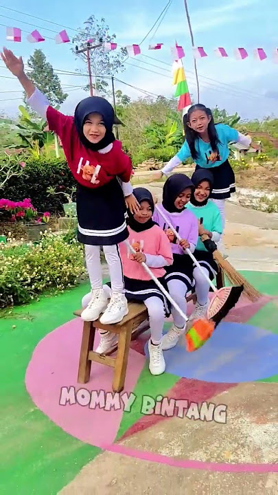 BOCIL SQUAD JOIN TREND Pacu jalur wkwkwk #dance #trending #pacujalur #bocilsquad #mommybintang