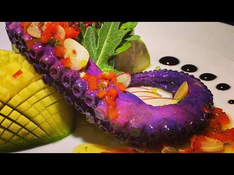 Video: Mango Ve Kinoa Salatası Ile Morina