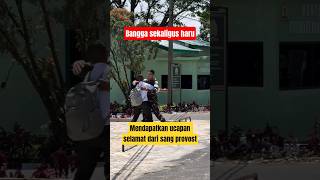 lihatlah momen haru dan bangga seorang kakak atas kelulusan adiknya sebagai TNI | baju pdl TNI