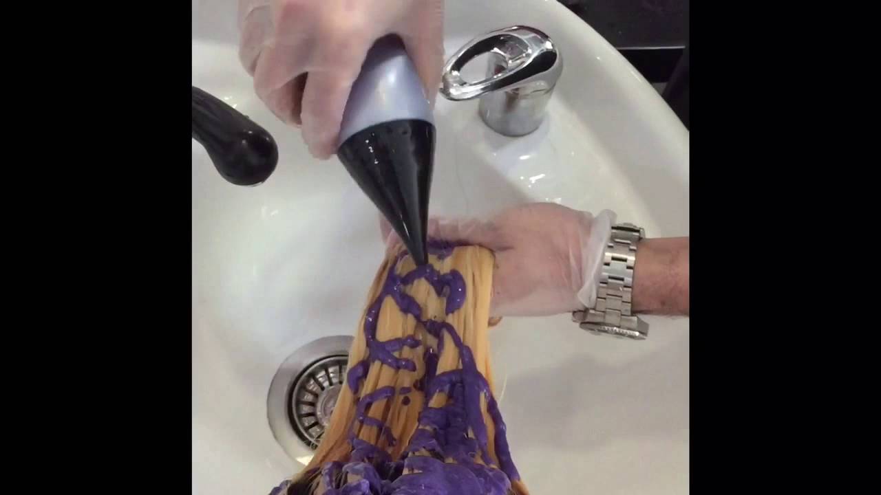 Ashkan Friseur meister. Haarfarbe blond hairstyle haircolor aufhellen