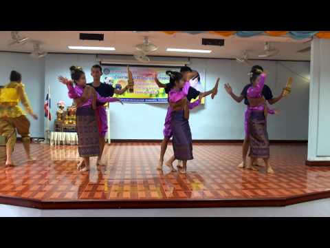 สอบรำ ม.4 กลุ่ม 2 โรงเรียนบ่อโพธิ์วิทยา