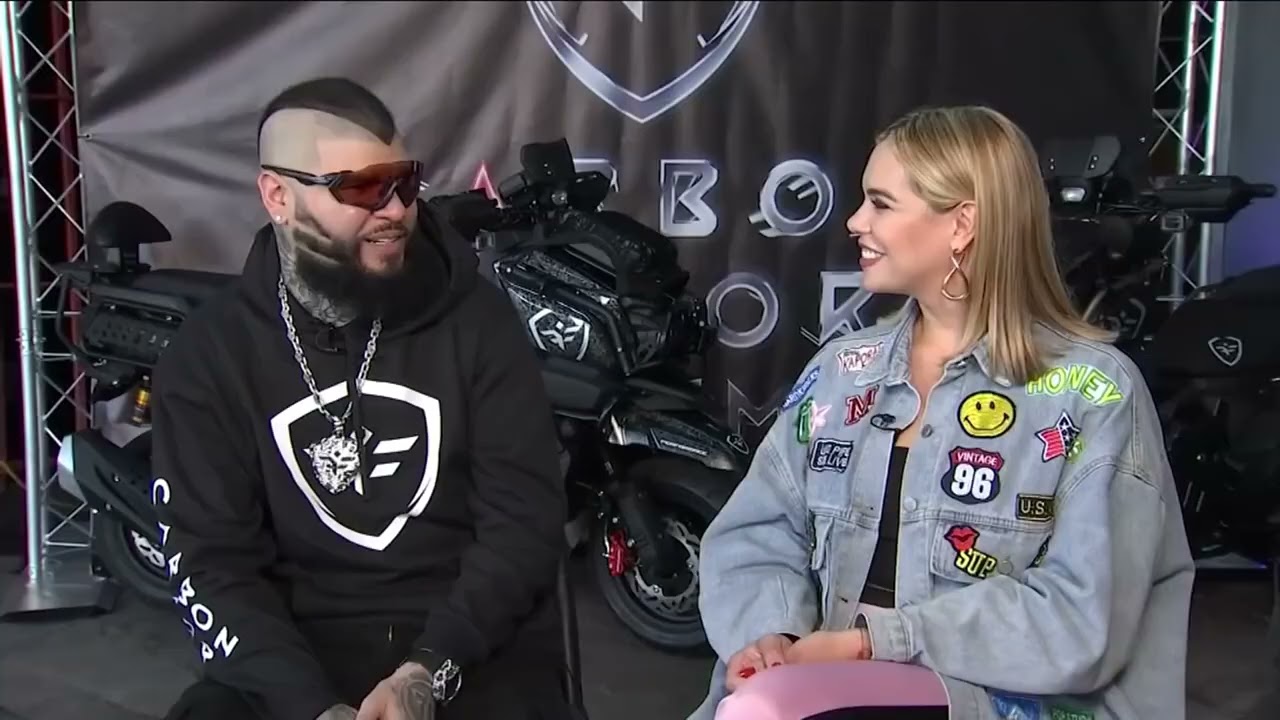 Farruko lanza nueva línea de motocicletas “Carbon Armor” | Acceso Total | Telemundo 52