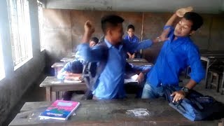 Dekhun school er polapain class er fake ki kore/Bangla new funny video 2017