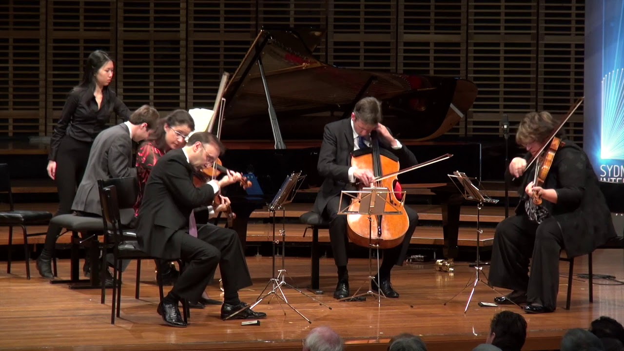 Antonín Dvorák: Piano Quintet No.2 in A Major Op.81 - Kenneth Broberg