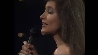 SIEMPRE LUNES (1988) - Daniela Romo