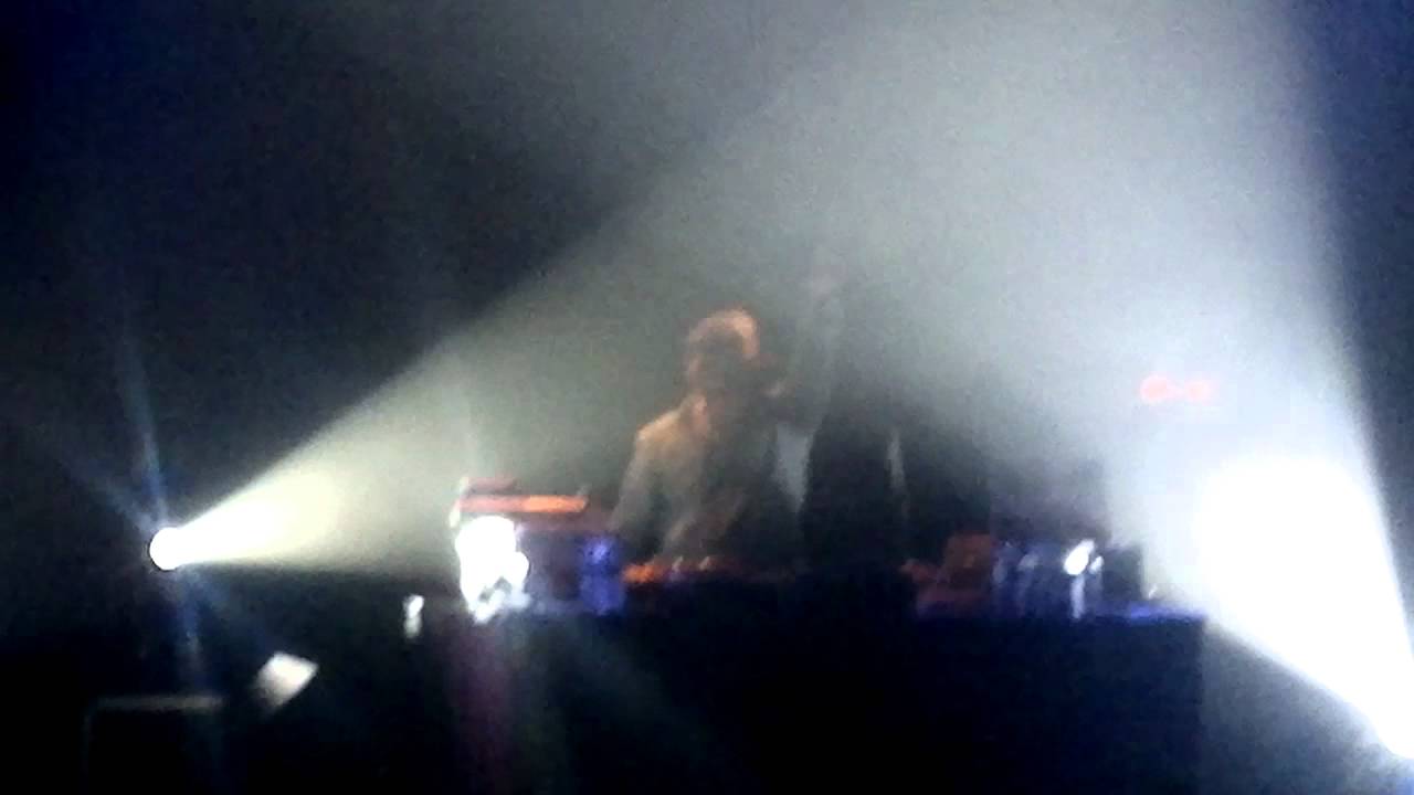 XZibit Concert.28092011208.mp4 YouTube