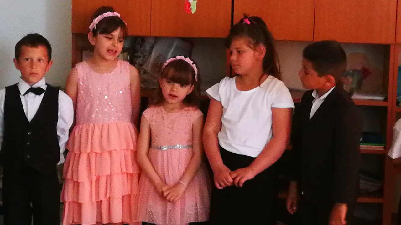 MMSZ Tiszaburai Általános Iskola Anyák napi műsor 1.a