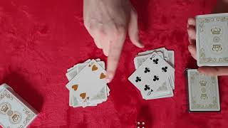 Hands-off Self-working card trick