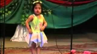 YouTube - Little Afghan Girl SING & Dance Very CUTE.flv