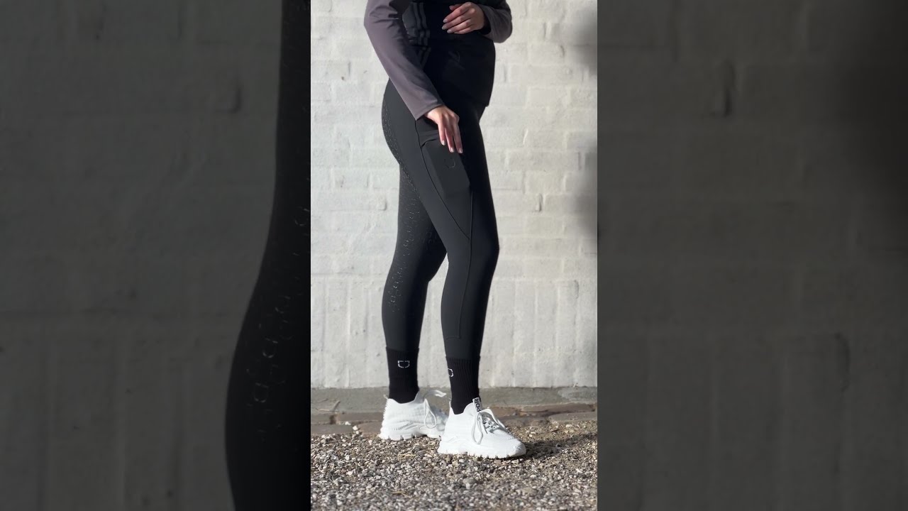 Zendaya Breeches Compression