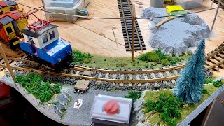 Victoria B.C.: G scale indoor model railway scenery primer/how-to tutorial (please see description)